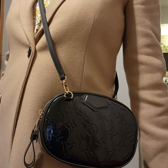Louis Vuitton vernis patent leather beltbag - Picture 11 of 15